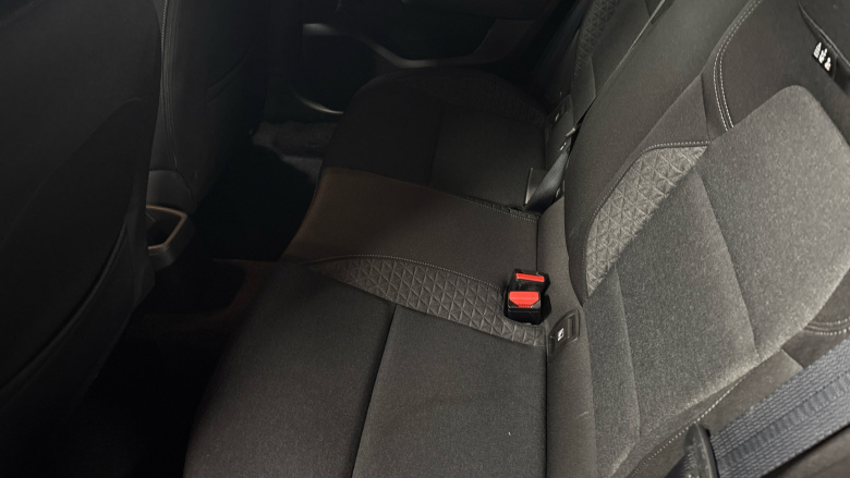 Renault Clio 1.0 TCe 100 Iconic 5dr Petrol Hatchback